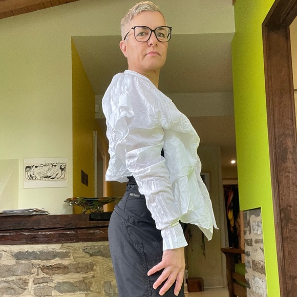 Marie Saint-Pierre designer. White versatile coverall. Light crumpled fabric. S - Picture 3 of 17